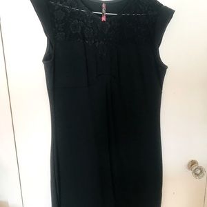 👗 Women’s Little Black Dress